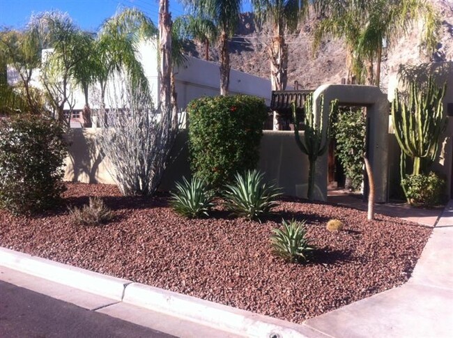 53975 Avenida Cortez in La Quinta, CA - Foto de edificio - Building Photo