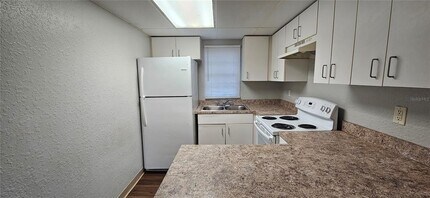 1229 Kennedy Rd in Daytona Beach, FL - Building Photo - Building Photo