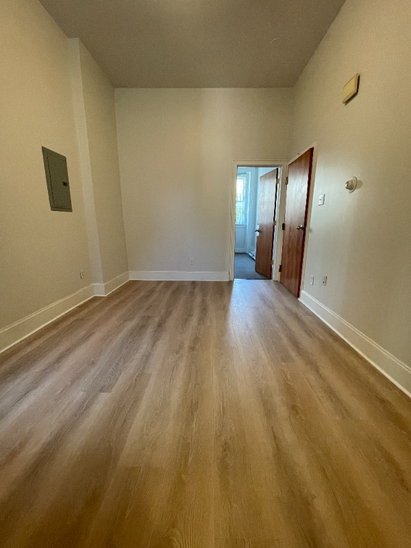 property at 210 S 41st St