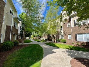 Lovell Crossing Apartments in Knoxville, TN - Building Photo - Building Photo