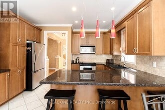 34 Edelweiss Ave in Richmond Hill, ON - Building Photo - Building Photo