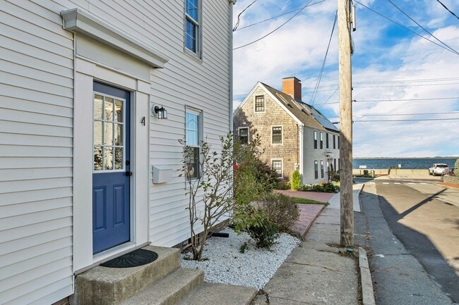 4 Neptune in Newburyport, MA - Building Photo - Building Photo