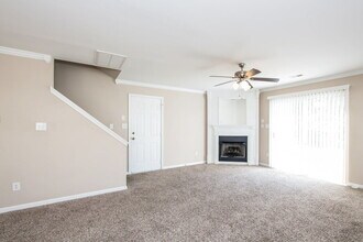 10030 Orchard Grass Ct in Charlotte, NC - Building Photo - Building Photo