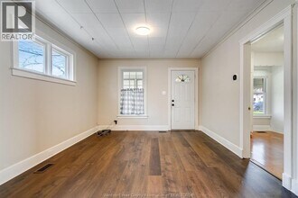 1062 Lena Ave in Windsor, ON - Building Photo - Building Photo