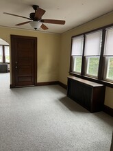 302 E Burdick Ave in Milwaukee, WI - Building Photo - Building Photo