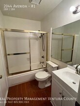 2044 Avenida Simi in Simi Valley, CA - Building Photo - Building Photo