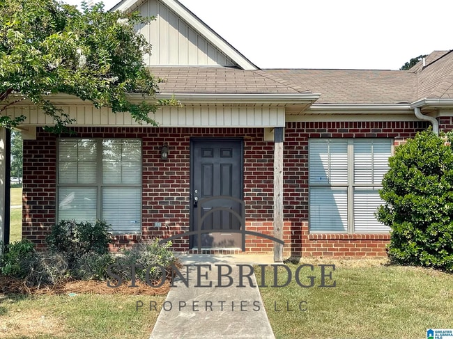 property at 512 Castlebury Ln
