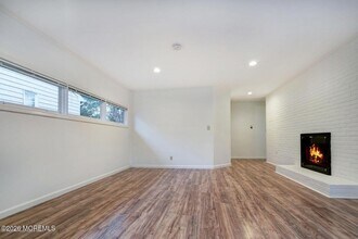 59 Lakewood Rd in Manasquan, NJ - Building Photo - Building Photo