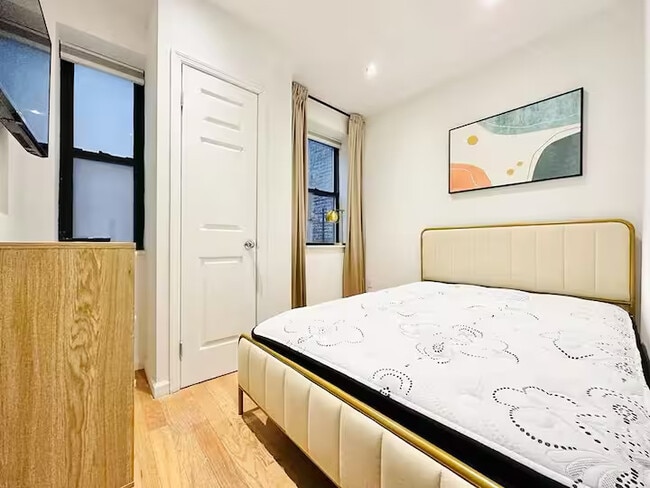 property at 964 Amsterdam Ave