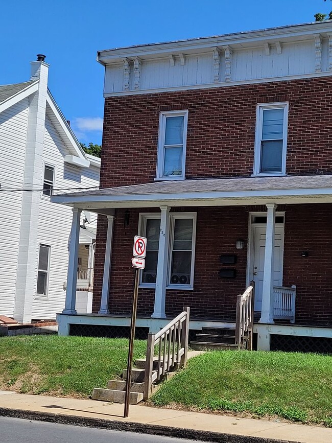 property at 220 E Orange St