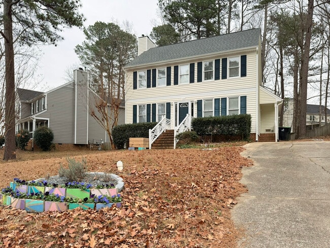 110 Waltons Creek Rd in Morrisville, NC - Foto de edificio - Building Photo