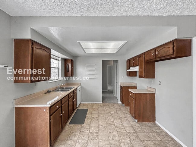 7380 Colonial Dr in Fountain, CO - Building Photo - Building Photo