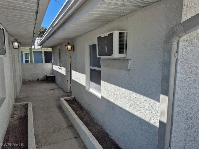 1699 Ixora Dr in North Fort Myers, FL - Building Photo - Building Photo