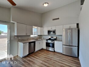 3997 Timberlodge Ln in Las Vegas, NV - Building Photo - Building Photo