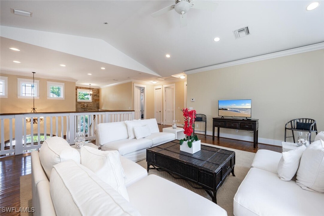 445 Palm River Blvd in Naples, FL - Building Photo