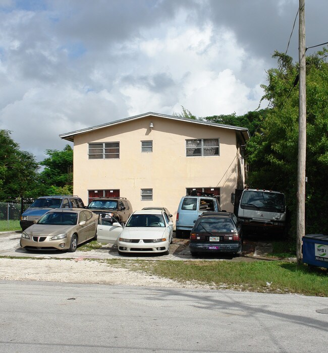 181 NE 69th St in Miami, FL - Building Photo - Building Photo