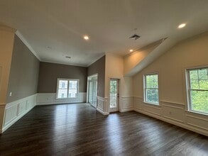 320 Middlesex Ave in Medford, MA - Building Photo - Building Photo