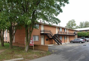 712-714 Riverview Dr Apartamentos