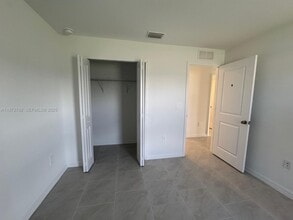 4106 Lattuca Ln in North Fort Myers, FL - Foto de edificio - Building Photo