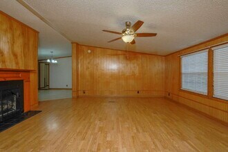 704 King Rd in Martin, TN - Building Photo - Building Photo