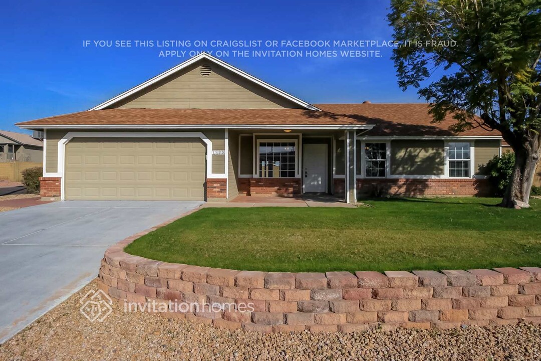 1829 N Saffron in Mesa, AZ - Building Photo