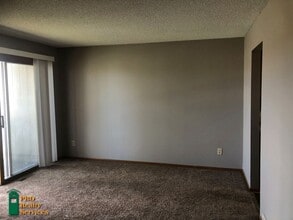 1230 72nd Ave NE in Fridley, MN - Building Photo - Building Photo
