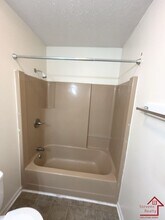 419 Oriole Dr in McMinnville, TN - Building Photo - Building Photo