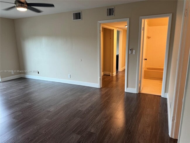9450 SW 61st Way in Boca Raton, FL - Building Photo - Building Photo
