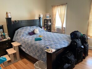 137 Brooks St in Boston, MA - Building Photo - Building Photo