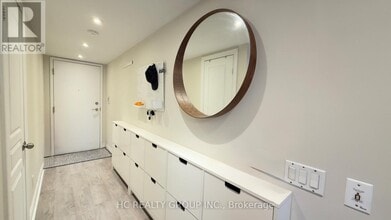 5-15 Northtown Way in Toronto, ON - Building Photo - Building Photo