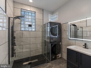 1108 Locust St in Philadelphia, PA - Building Photo - Building Photo