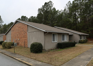 Stonewood Apartments in Phenix City, AL - Building Photo - Building Photo