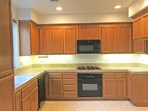 977 Cole Pl in Santa Clara, CA - Building Photo - Building Photo