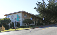 Palo Verde Apartments in Monterey, CA - Foto de edificio - Building Photo