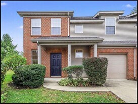 3687 Lochdale Terrace in Lexington, KY - Building Photo