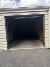 2114 Valleyhigh Dr NW, Unit 105 in Rochester, MN - Building Photo - Building Photo