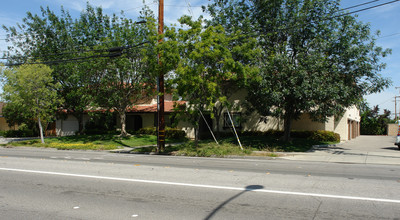 625-627 W Homestead Rd in Sunnyvale, CA - Building Photo - Building Photo