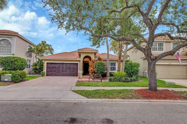 property at 16417 Sapphire Pl