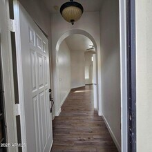 11606 W Grapefruit Ct in Surprise, AZ - Building Photo - Building Photo