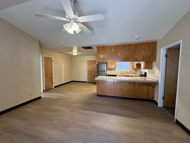 48425 Victoria Ln in Oakhurst, CA - Building Photo - Building Photo