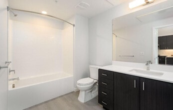 4300 Collins Ct in Mountain View, CA - Building Photo - Building Photo