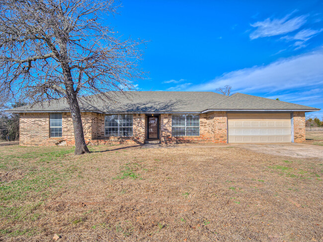 3301 Moran Rd in Harrah, OK - Building Photo - Building Photo