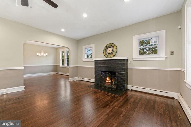 120 White Horse Pike in Oaklyn, NJ - Building Photo - Building Photo