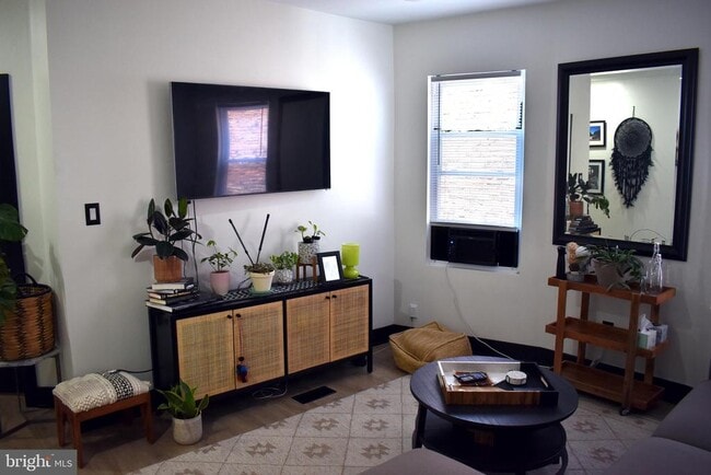5310 Spruce St in Philadelphia, PA - Building Photo - Building Photo