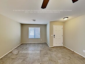 17039 W Central St in Surprise, AZ - Building Photo - Building Photo