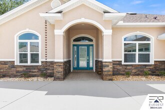 2 Lee Pl in Palm Coast, FL - Building Photo - Building Photo