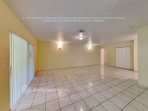17421 SW 92nd Ct in Palmetto Bay, FL - Building Photo - Building Photo