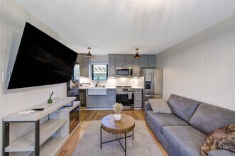 3201 Westridge St in Houston, TX - Building Photo - Building Photo