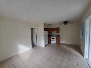 1117-1121 Waverly Rd in Fort Lauderdale, FL - Foto de edificio - Building Photo