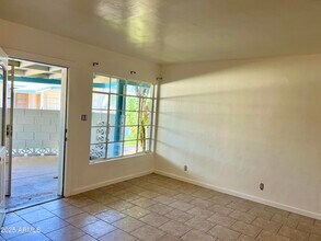 2945 N 19th Ave in Phoenix, AZ - Building Photo - Building Photo